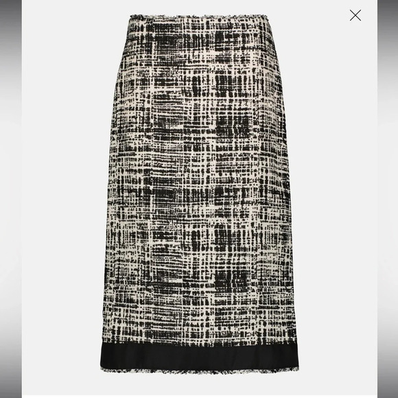 Prada Womens Tweed Midi Pencil Skirt Black White Size 42 IT US 6 $1250 - Picture 1 of 16